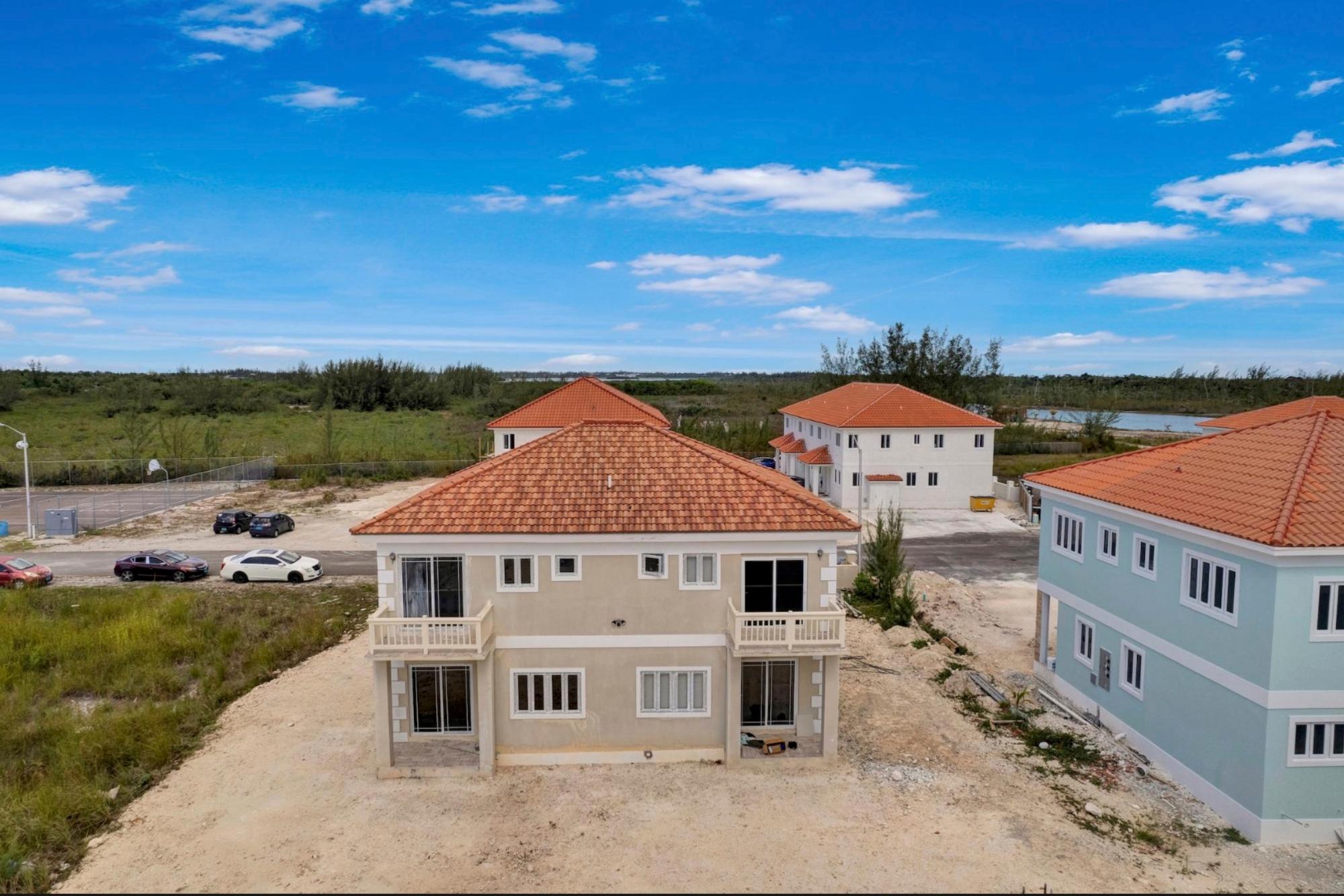 Snapshot view of BMLS 63693 condominium in Via Della Rosa, Nassau Bahamas